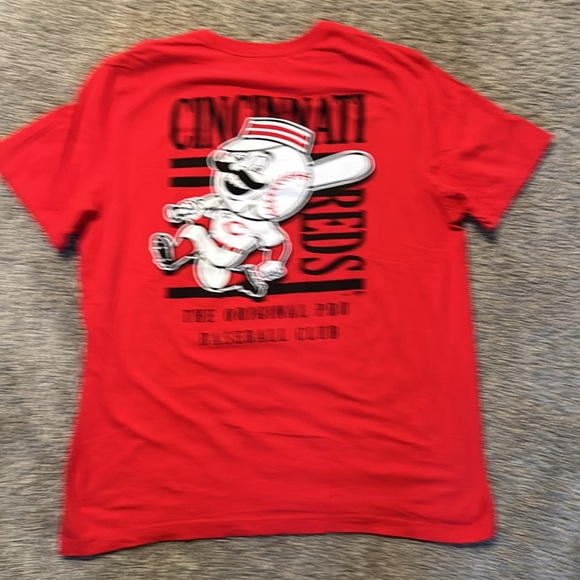Nike Cincinnati Reds Cooperatown T-shirt - Picture 2 of 4